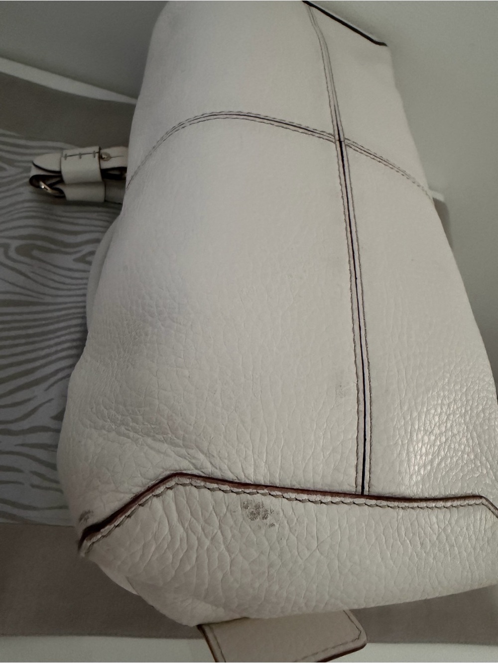 kate spade White Pebbled Leather Satchel with Gold Hardware vintage EUC - Picture 6 of 9
